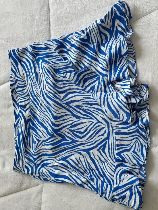 Blue and White Zebra Print Ruffled Hem Skort - Picture 3 of 6